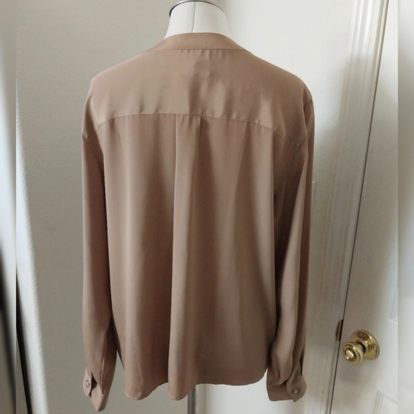 JENNIFER MOORE PLEATED LONG SLEEVE BLOUSE SZ 10 - Picture 4 of 9